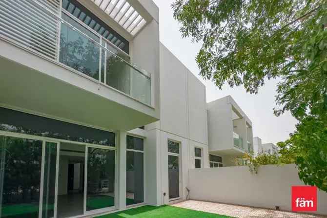 3 Bed Townhouse For Sale in Arabella 1