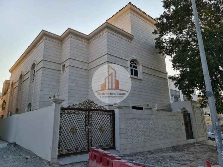 4 Bedroom 20000 Sq.Ft. Villa for Sale in Al Muroor, Abu Dhabi