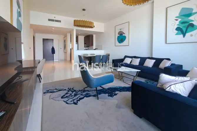 Modern 3 Bedroom Apartment with Sea Views in Dubai Marina