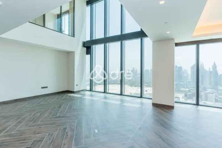 2399 Sq.Ft. Duplex for Sale in Za'abeel, Dubai