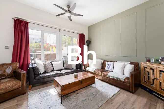 4 Bed Villa For Sale in Al Reem 1