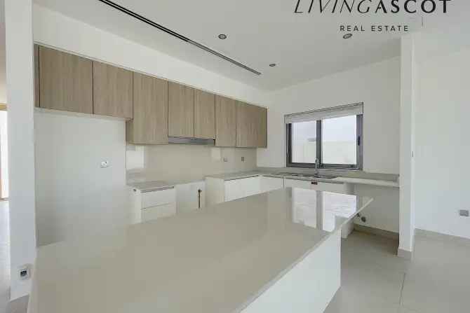 4 Bed Villa For Sale in Sidra 3