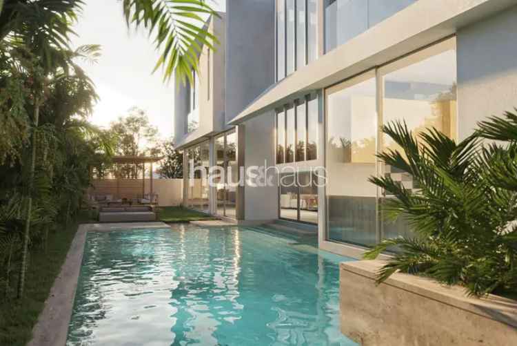 5 Bedroom Villa For Sale