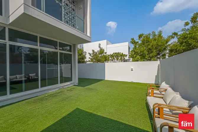 3 Bed Townhouse To Rent in Arabella 1