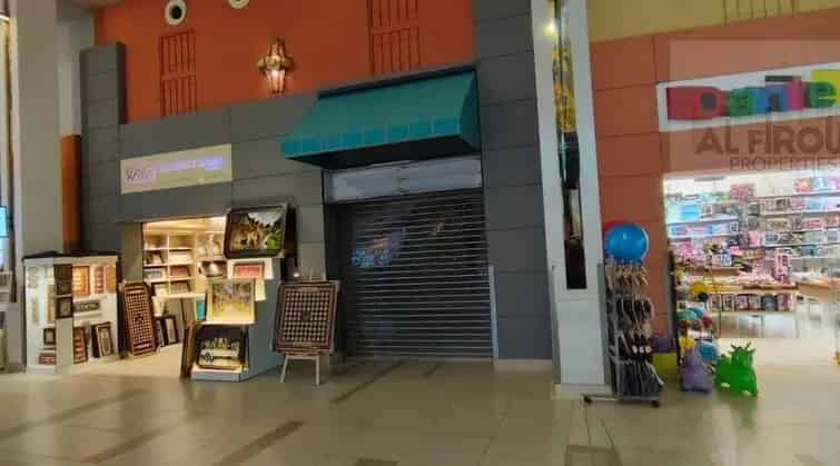 250 Sq.Ft. Retail Shop  for Rent in Corniche Deira, Deira, Dubai