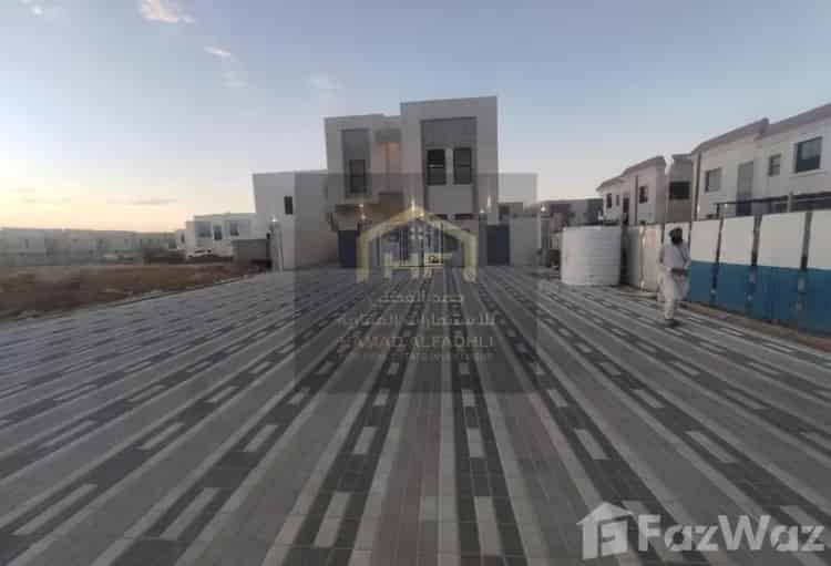 Buy Villa in Al Yasmeen 1 with 5 Bedrooms and Modern Design