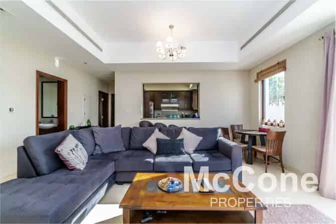 3 Bed Townhouse For Sale in Mira 4