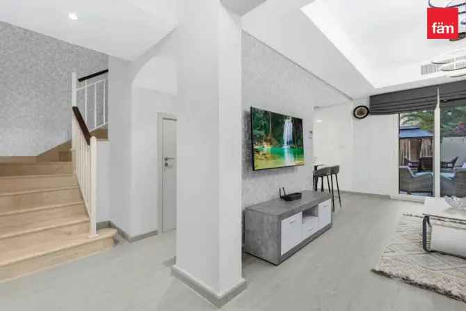2 Bed Villa To Rent in Springs 10