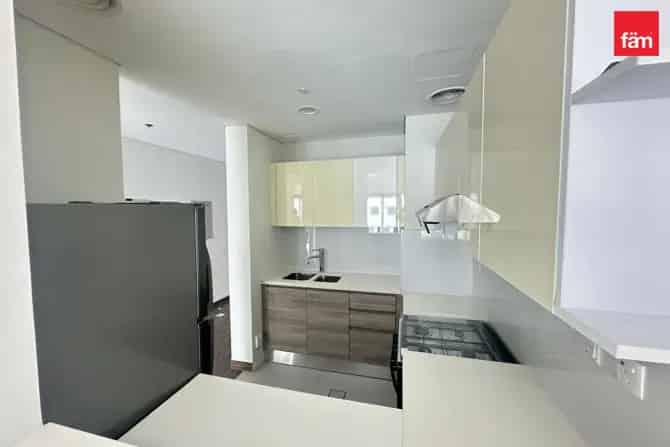 1 Bed Apartment For Sale in Sol Bay Tower