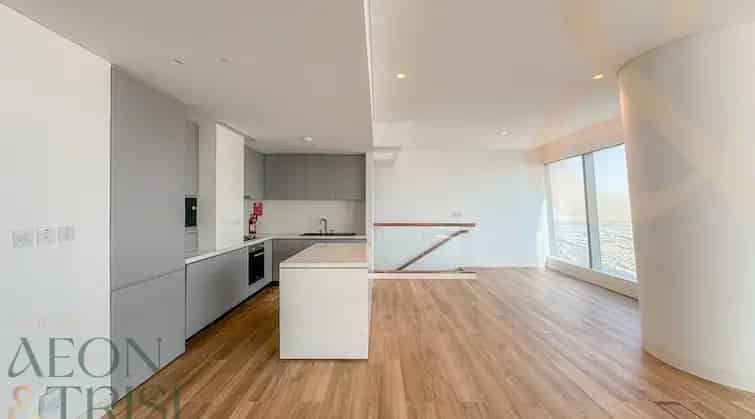 Duplex Apartment for Rent in Jumeirah Lake Towers with Stunning Views