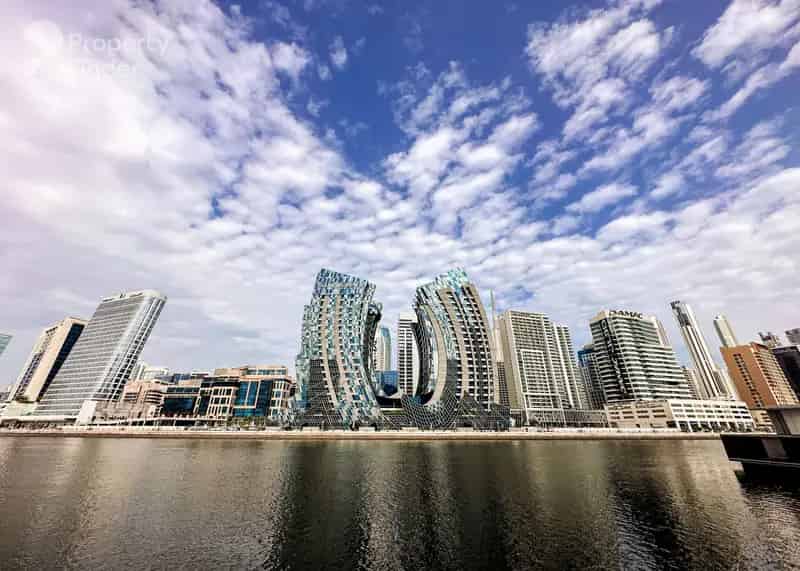 VACANT | LUXURY FURNISHED | 12 PARKING