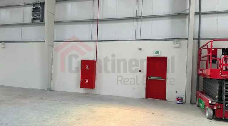 Warehouse for Rent in Al Sajaa Sharjah with Office and Washroom