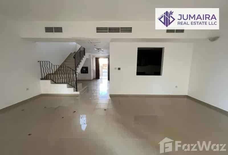 2 Bedroom Townhouse for sale at Al Hamra Residences