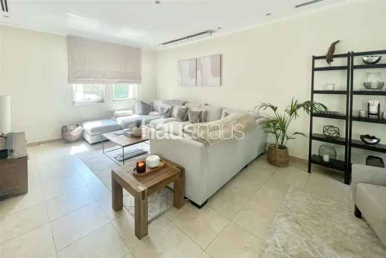 3 Bedroom Villa To Rent