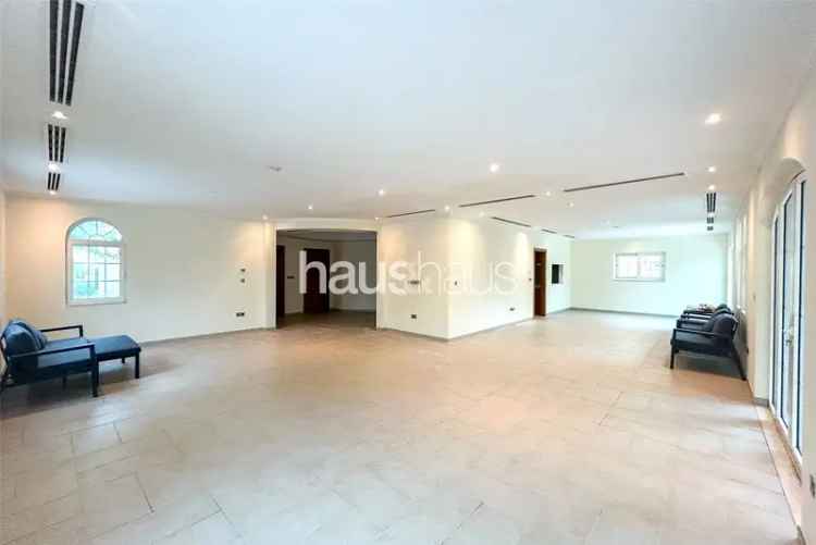 5 Bedroom Villa To Rent