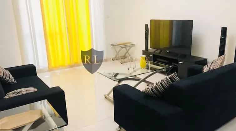 Rent 2 Bedroom Apartment in Business Bay Dubai with Pool and Gym