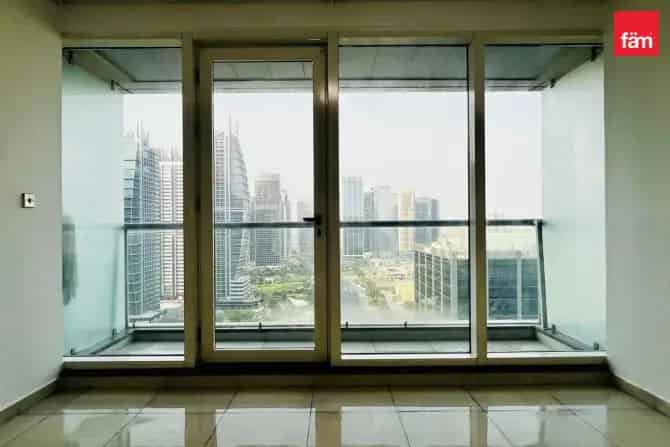 Studio Apartment To Rent in Dubai Arch Tower