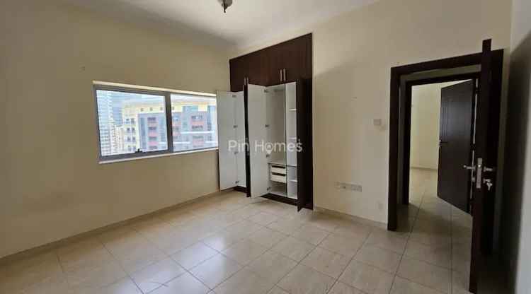 Rent 2 Bedroom Apartment in Barsha Heights with Modern Amenities