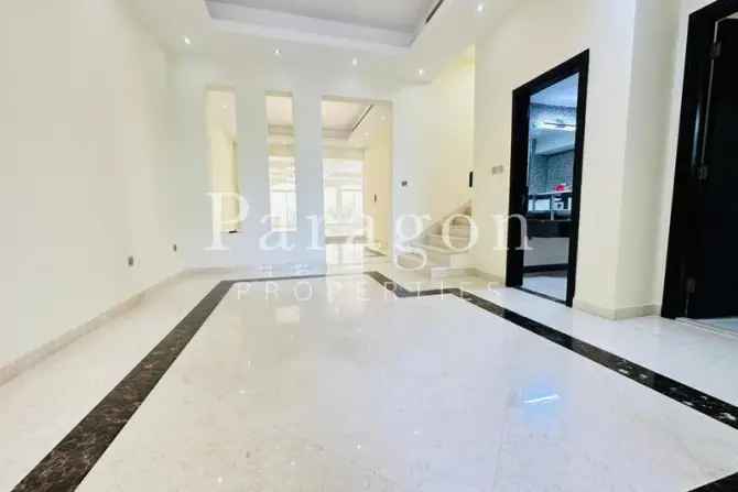 5 Bed Villa To Rent in Umm Al Sheif