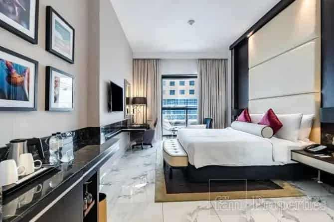 Studio Hotel Apartment For Sale in Wyndham Dubai Marina