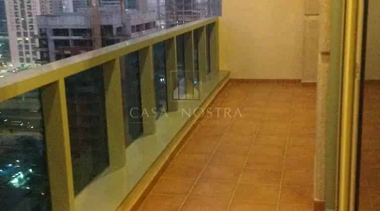Rent 1 Bedroom Apartment in Dubai Marina with Stunning Views