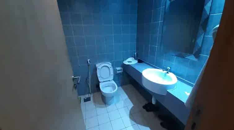 Rent Modern 1 Bedroom Apartment in Dubai Silicon Oasis with Pool View