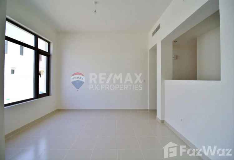 4 Bedroom Townhouse for sale at Mira Oasis 2