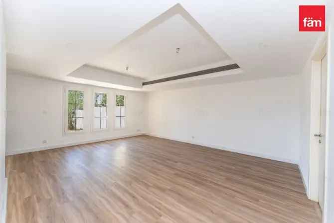 3 Bed Villa To Rent in Springs 6