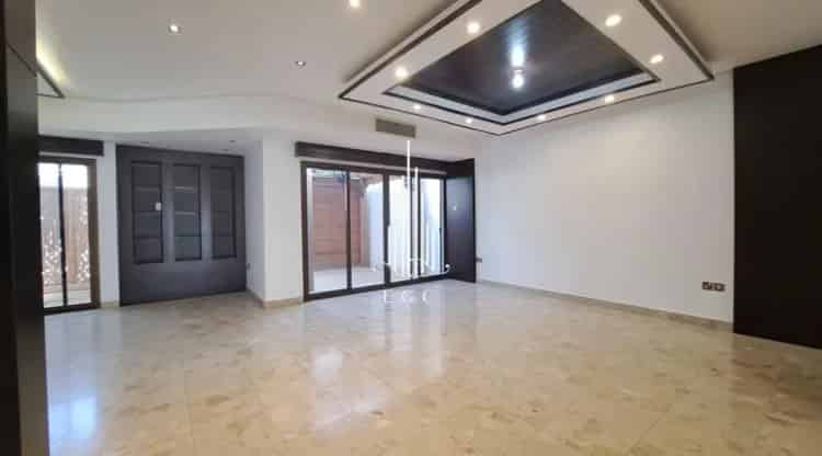 4 Bedroom 5500 Sq.Ft. Villa for Rent in Mushrif Gardens, Al Mushrif, Abu Dhabi