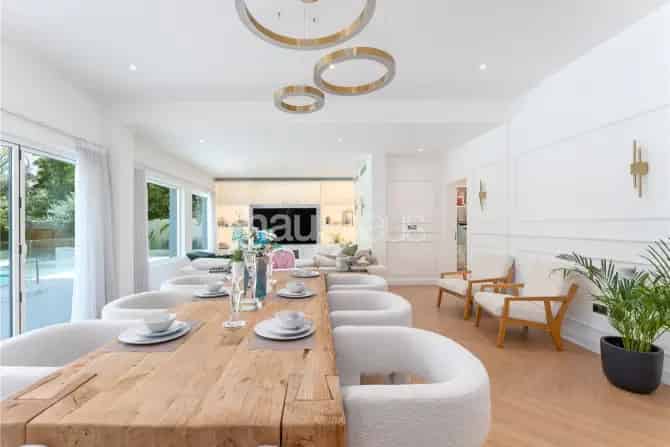 5 Bed Villa For Sale in JVT District 8