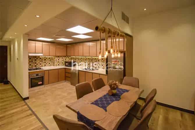 3 Bed Apartment To Rent in Marina Pinnacle