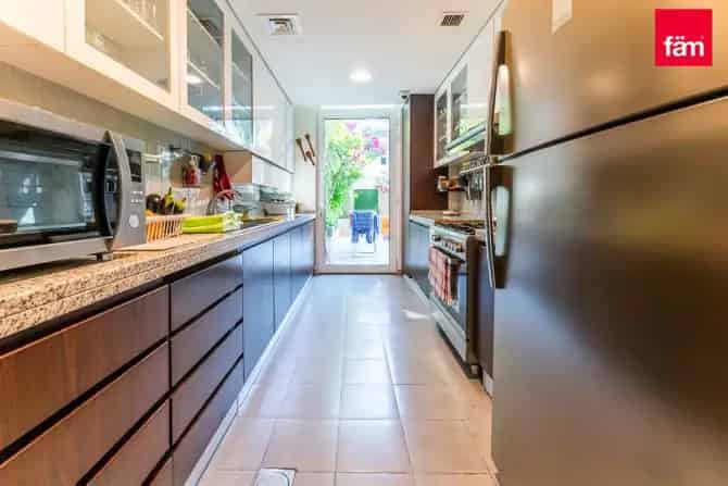 3 Bed Townhouse For Sale in Arabella 2