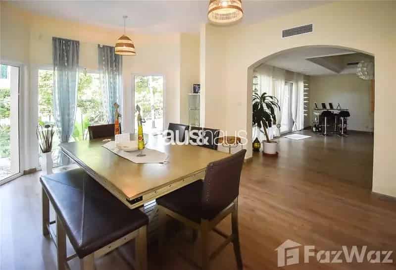 4 Bedroom Townhouse for sale at Townhouses