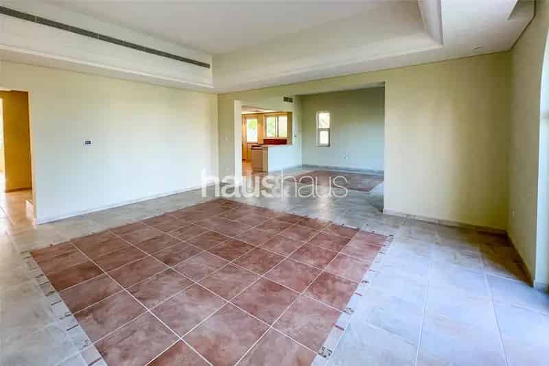 5 Bedroom Villa To Rent