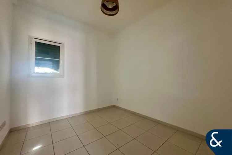 3 Bedroom Villa for Rent in Springs 9, Springs 9, The Springs.