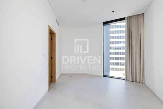1 Bed Apartment To Rent in Marquise Square Tower