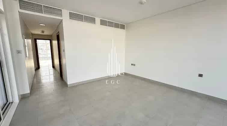 Buy Duplex with 4 Bedrooms and Scenic Views in Al Seef, Al Raha Beach