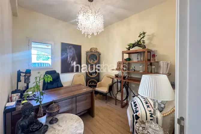 3 Bed Villa To Rent in Springs 4