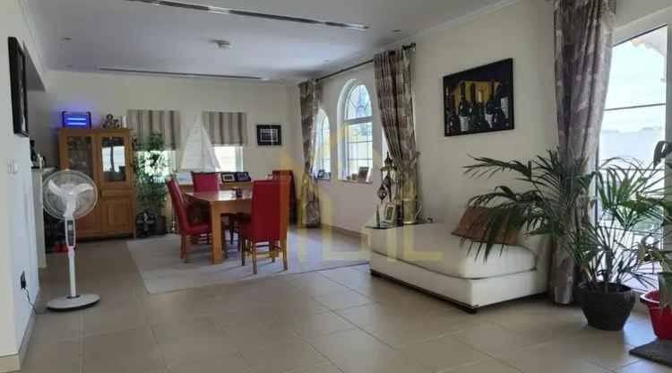 Rent 3 Bedroom Villa in Jumeirah Park with Private Garden