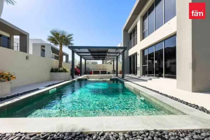 4 Bed Villa For Sale in Sidra 1