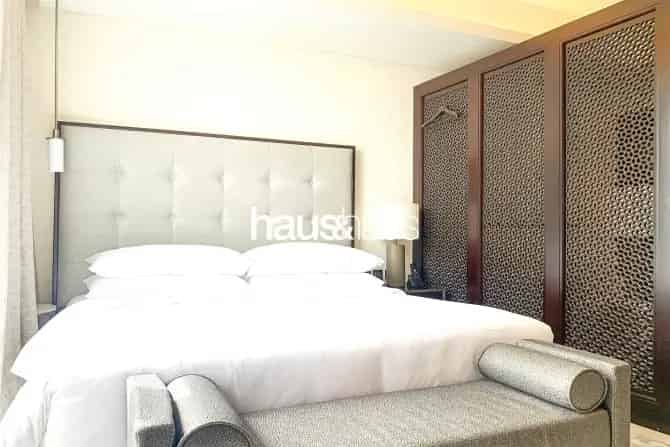 Studio Apartment To Rent in The Address Downtown Dubai