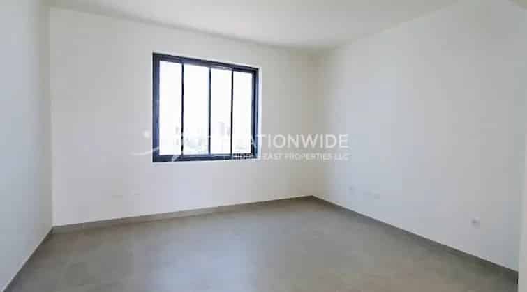 Rent 2 Bedroom Apartment in Al Ghadeer Abu Dhabi with Garden