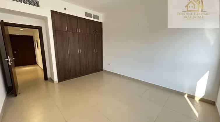 Rent 1 Bedroom Apartment in Yas 1 Barsha Heights Dubai with Open View