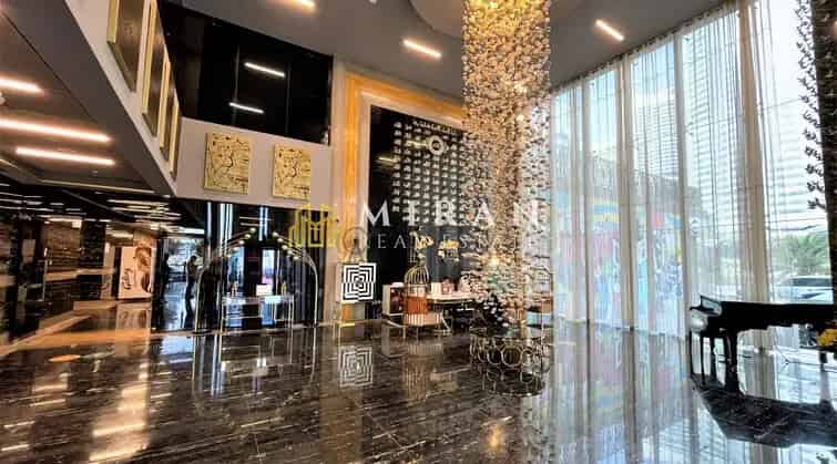 Buy 1 Bedroom Apartment in Jumeirah Lake Towers with Modern Amenities