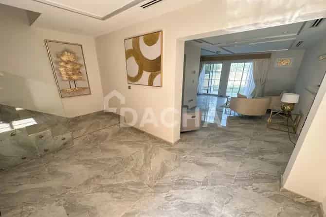 2 Bed Townhouse For Sale in JVT District 9
