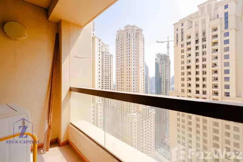 5 Bedroom Apartment for rent at Sadaf 5
