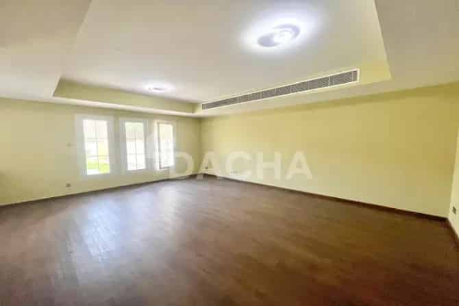 3 Bed Villa To Rent in Springs 9