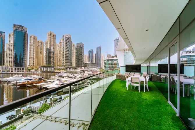 2 Bed Apartment For Sale in Vida Dubai Marina & Yacht Club