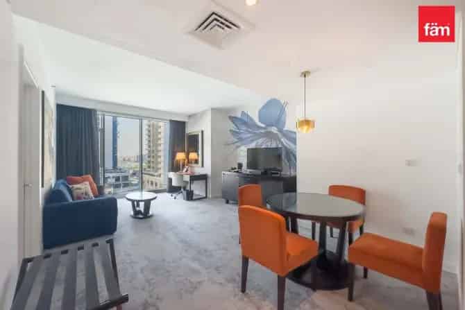 1 Bed Apartment For Sale in Mövenpick Hotel Jumeirah Lakes Towers