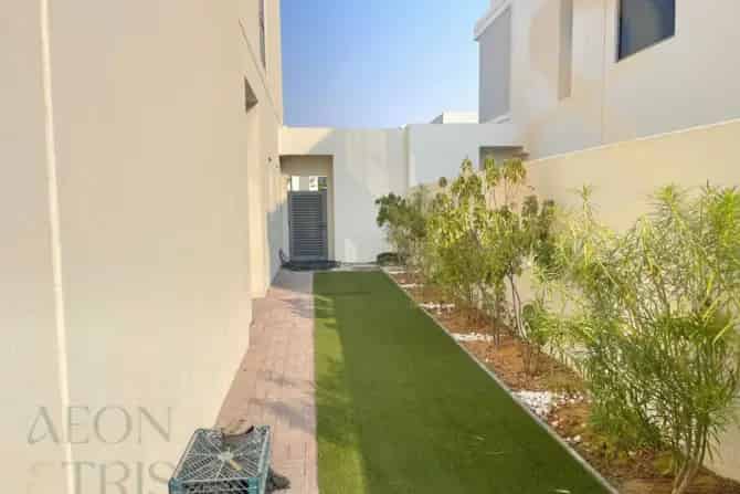 4 Bed Villa To Rent in Sidra 3